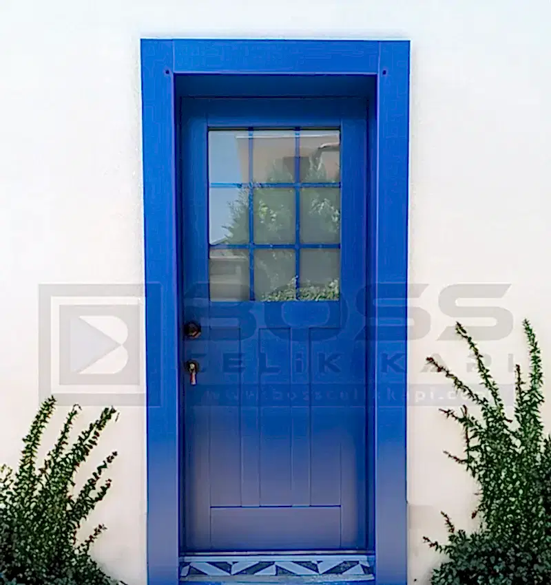 Camlı Mavi Villa Kapısı Ege