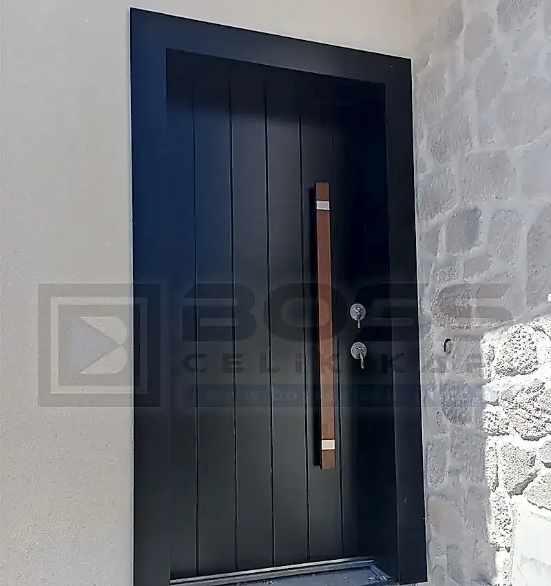 Siyah Kompakt Villa Kapısı